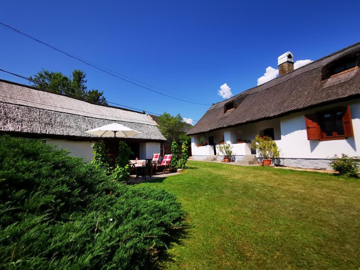 Country House Balaton ปาลอซนัค ภายนอก รูปภาพ