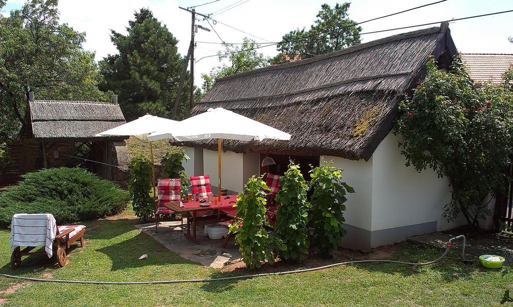 Country House Balaton ปาลอซนัค ภายนอก รูปภาพ